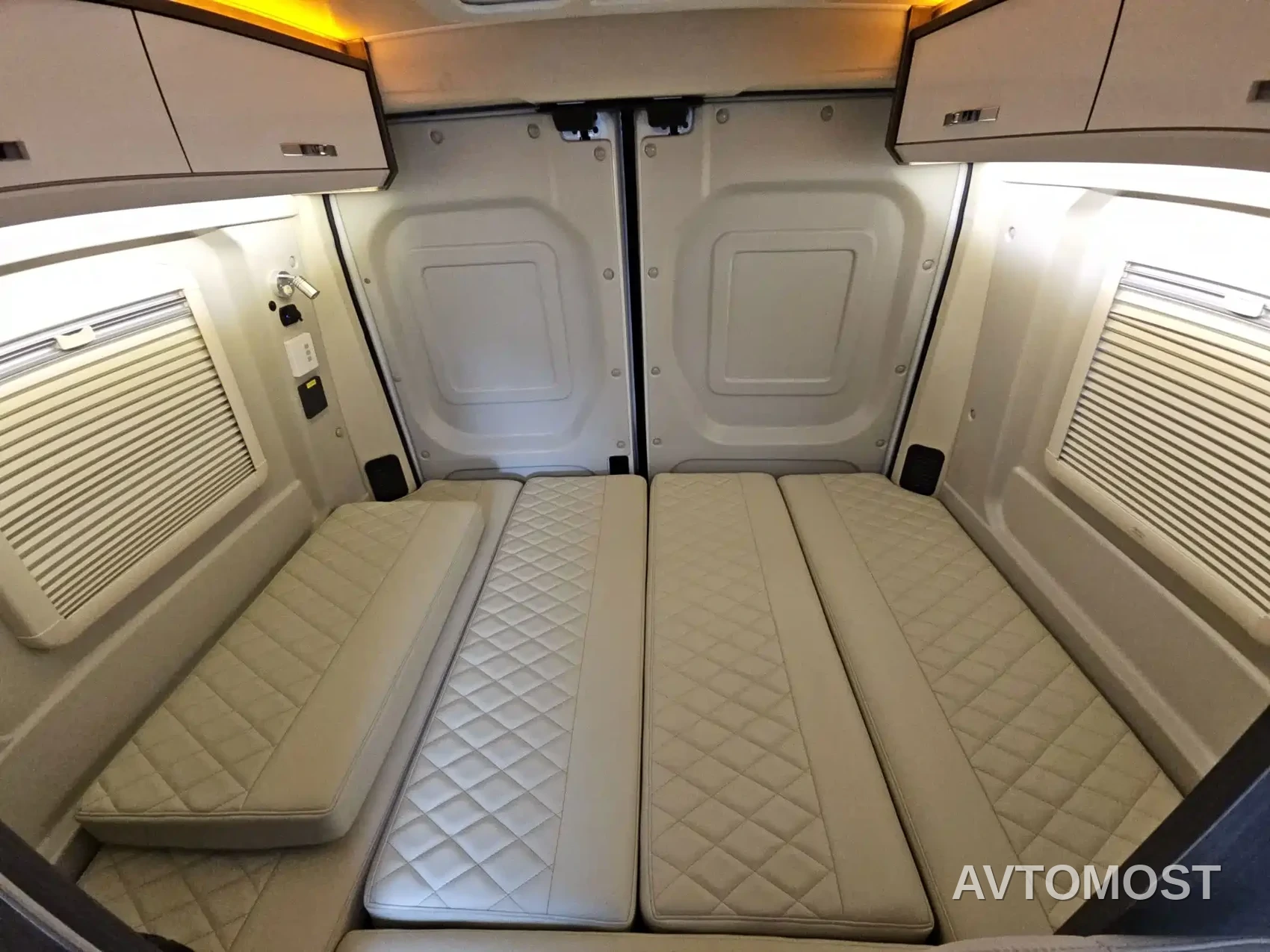 SAIC Maxus V90 RV 2021 2.0T Travel Home V90 Self-Contained Class B RV Luxury Transverse Bed — фото 19