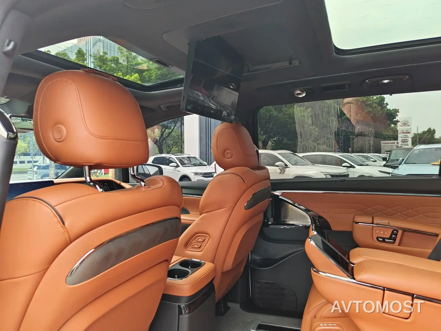 GAC Trumpchi Xiangwang M8 2025 Model QianKun Series Ultra First Class — фото 14