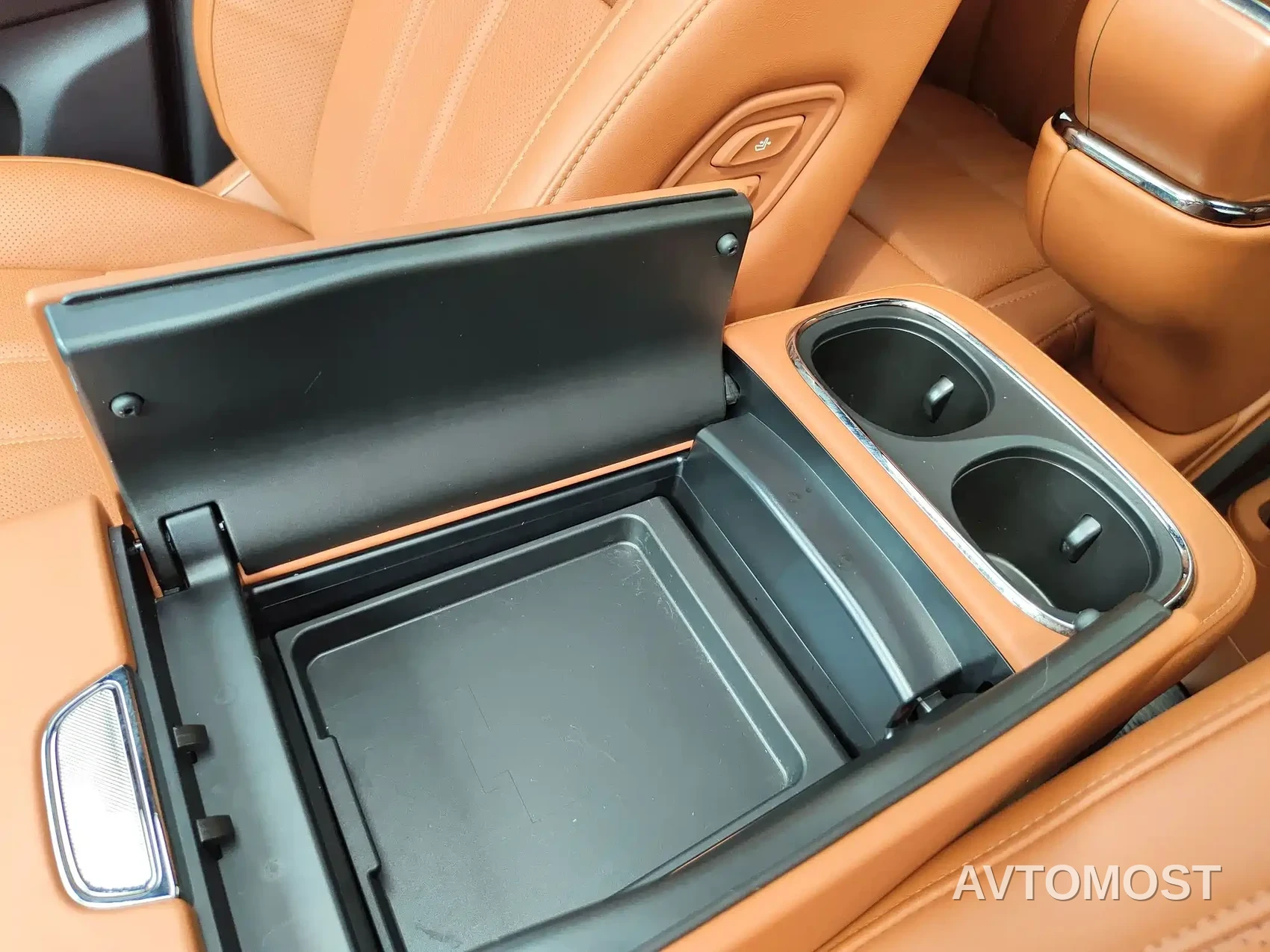 GAC Trumpchi Xiangwang M8 2025 Model QianKun Series Ultra First Class — фото 36