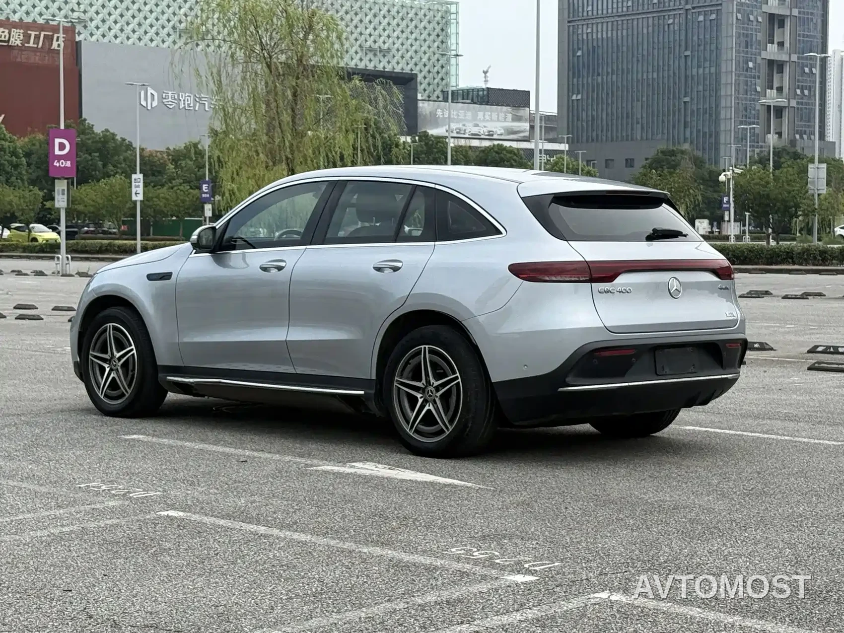 Mercedes-Benz EQC 2020 EQC 400 4MATIC — фото 12