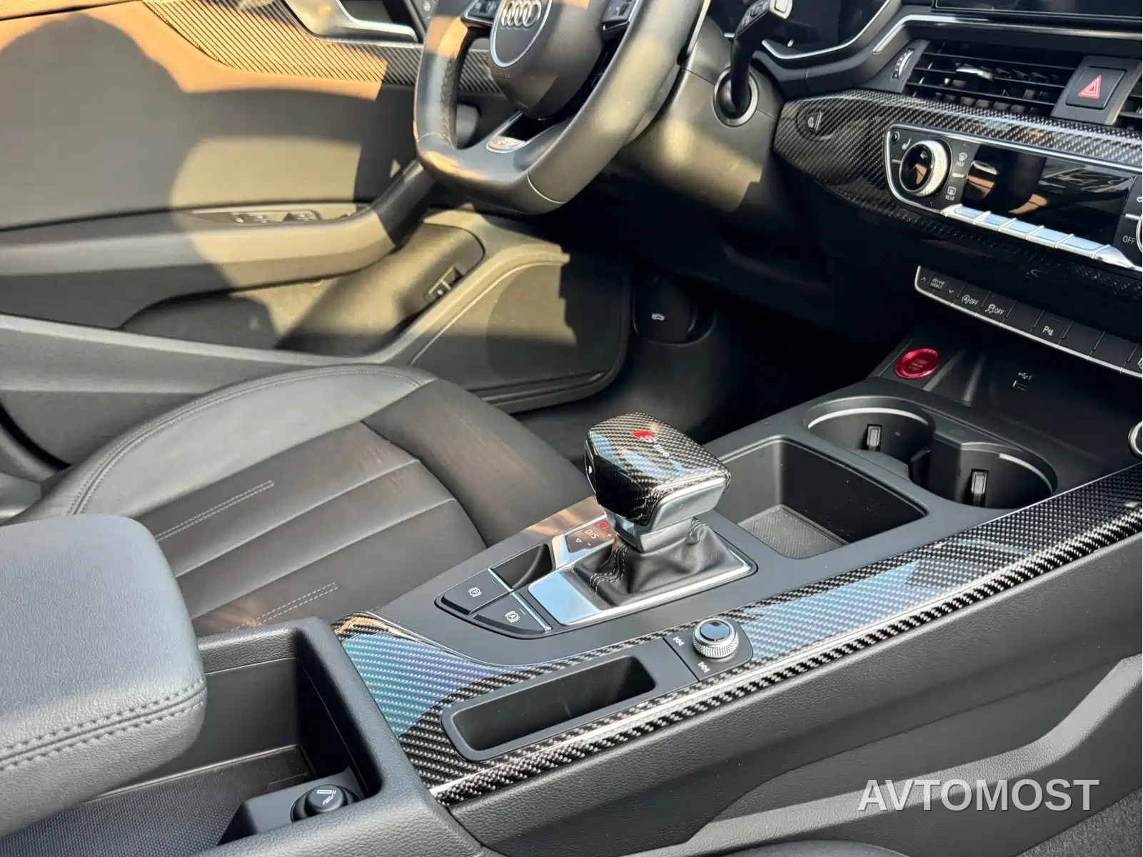 Audi A4 (Import) 2021 Avant 40 TFSI Pioneer Starlight Edition — фото 13