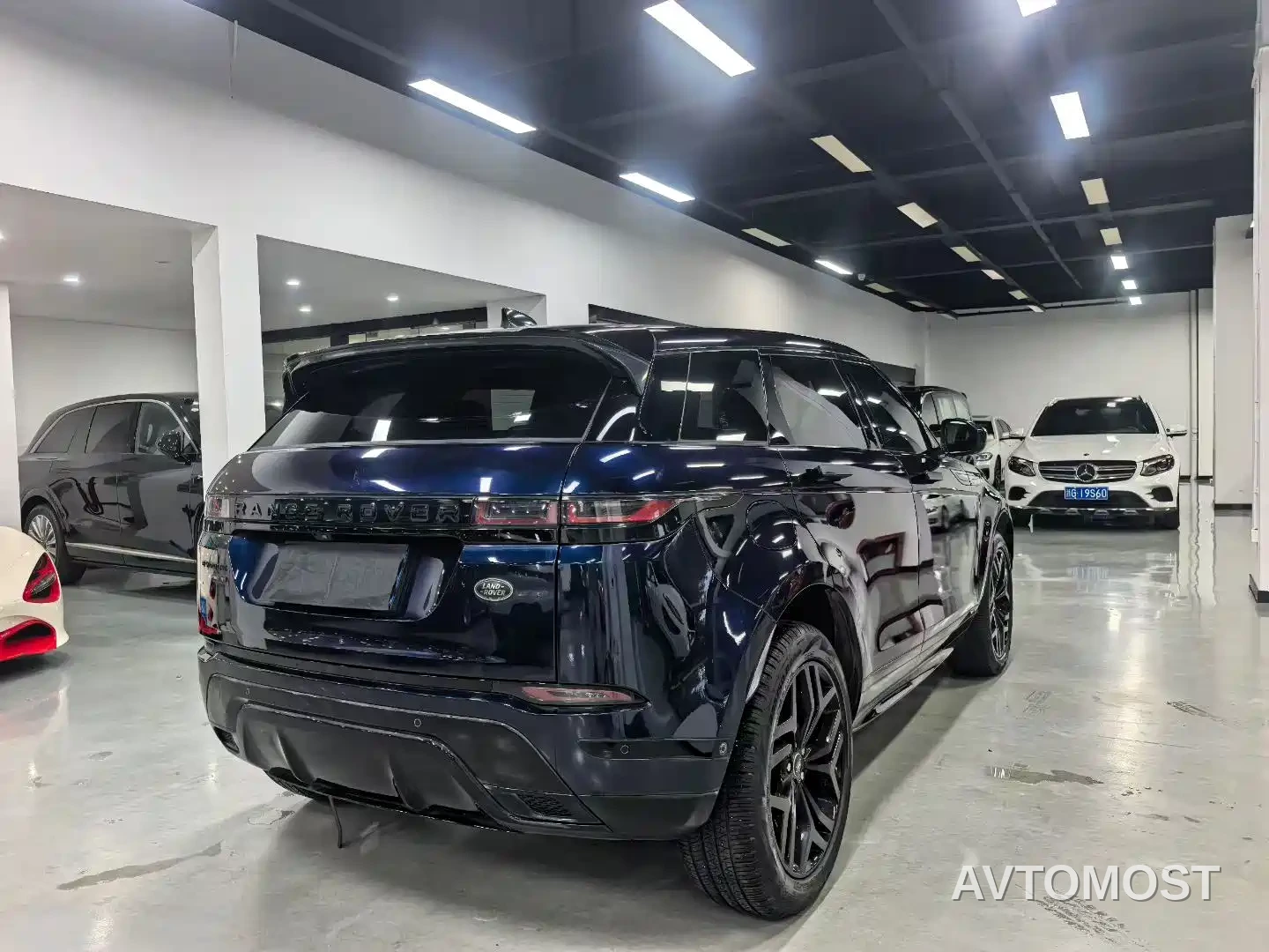 Land Rover Range Rover Evoque 2020 249PS R-DYNAMIC S Sport Edition — фото 5