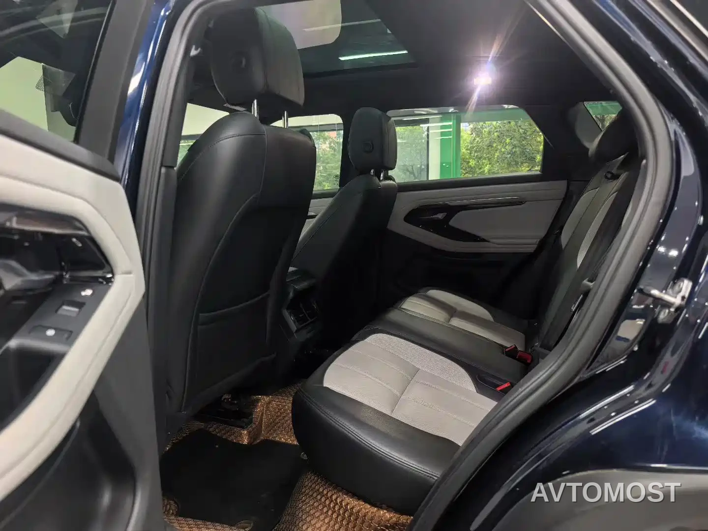 Land Rover Range Rover Evoque 2020 249PS R-DYNAMIC S Sport Edition — фото 8