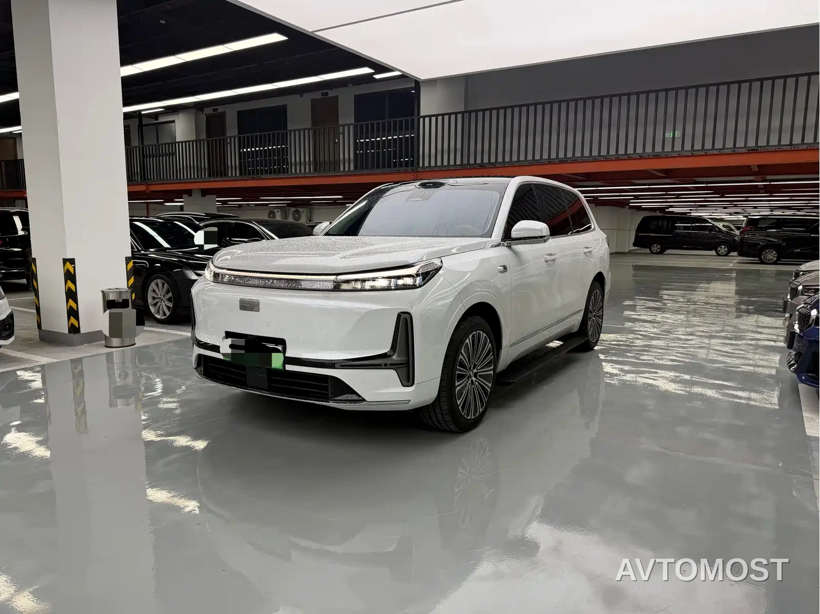 Geely Galaxy M9 2025 Base Model — фото 1