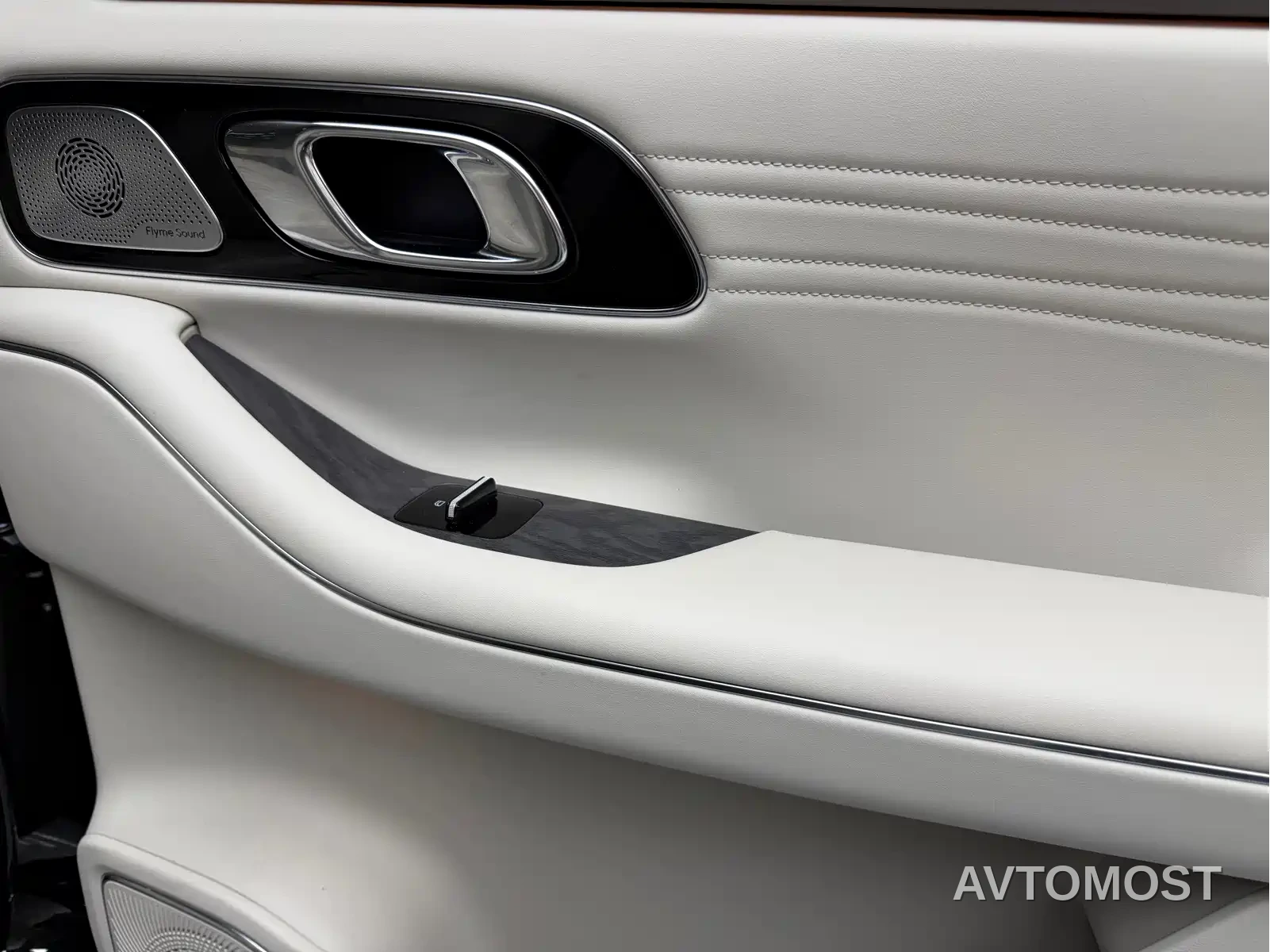 Geely Galaxy M9 2025 Base Model — фото 9