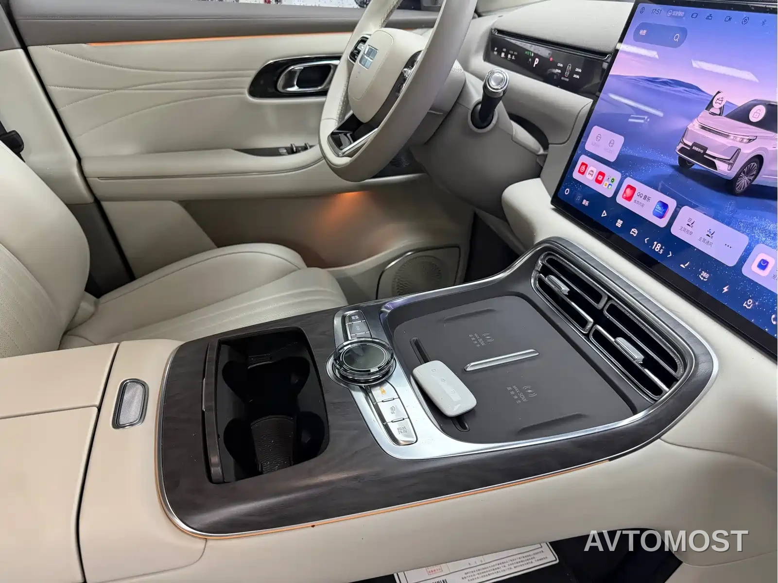 Geely Galaxy M9 2025 Base Model — фото 13