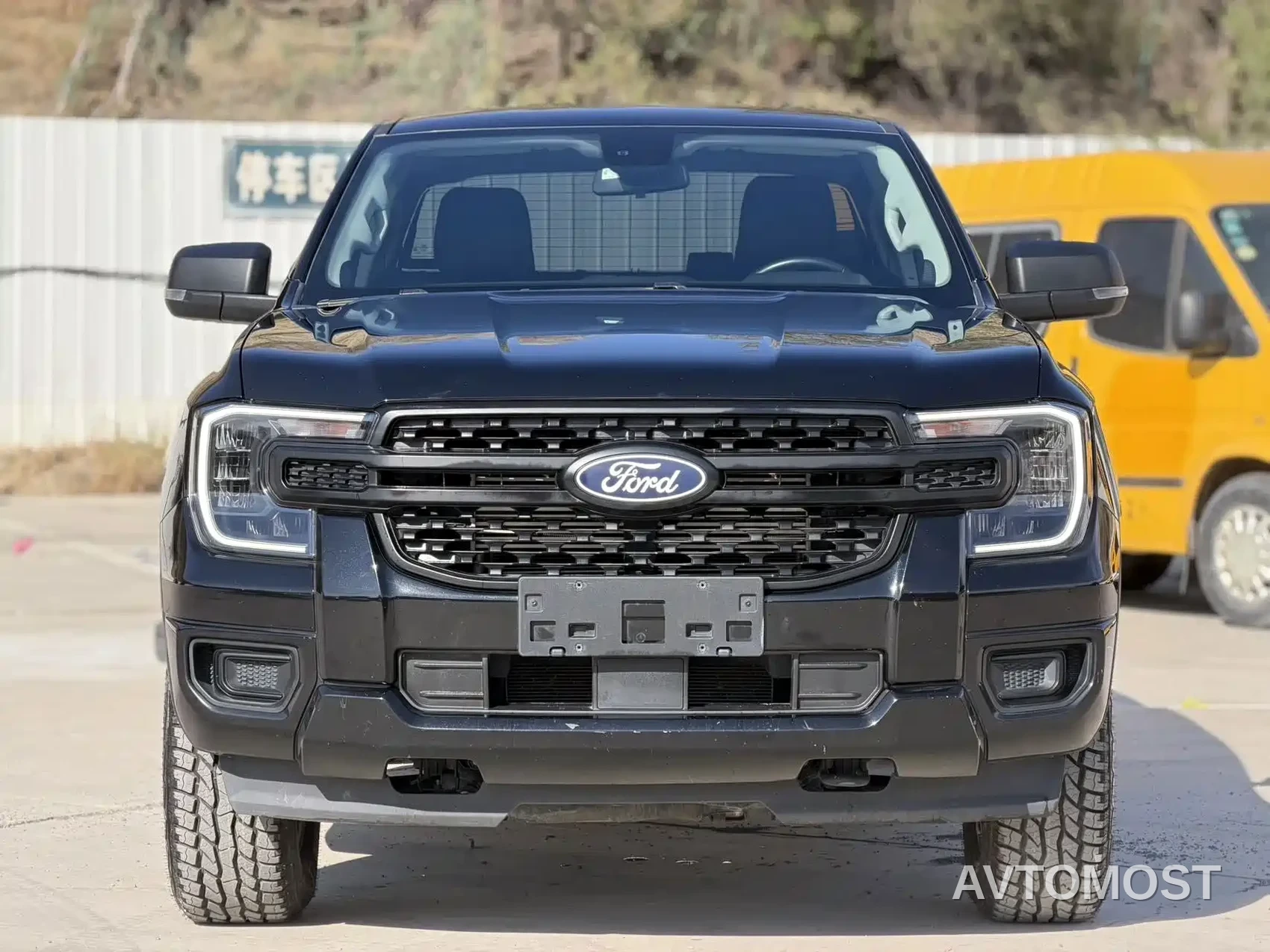 Ford Ranger 2023 Mountain Forest 4WD Automatic (Diesel) — фото 2