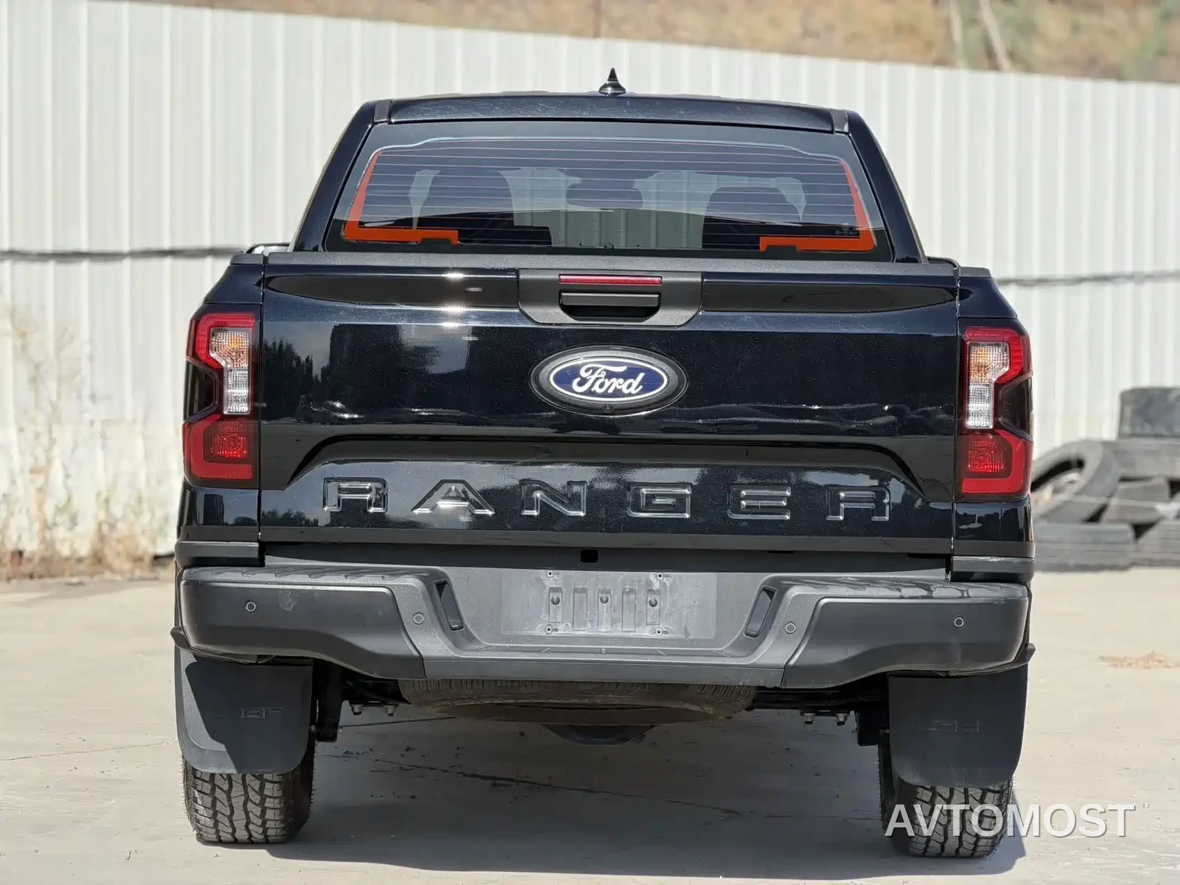 Ford Ranger 2023 Mountain Forest 4WD Automatic (Diesel) — фото 5