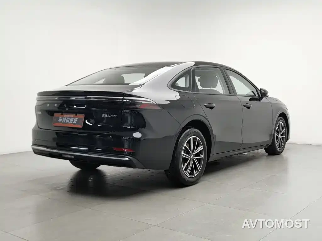 Geely Galaxy A7 2025 EM-i 70km Luxury Edition — фото 1