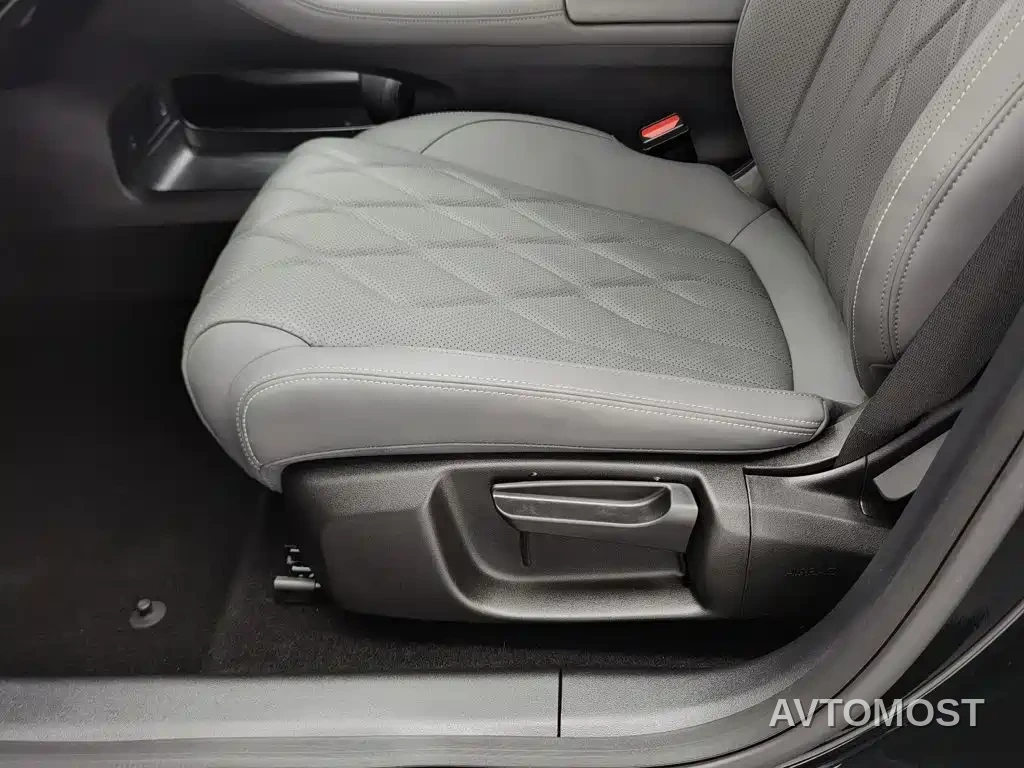 Geely Galaxy A7 2025 EM-i 70km Luxury Edition — фото 17