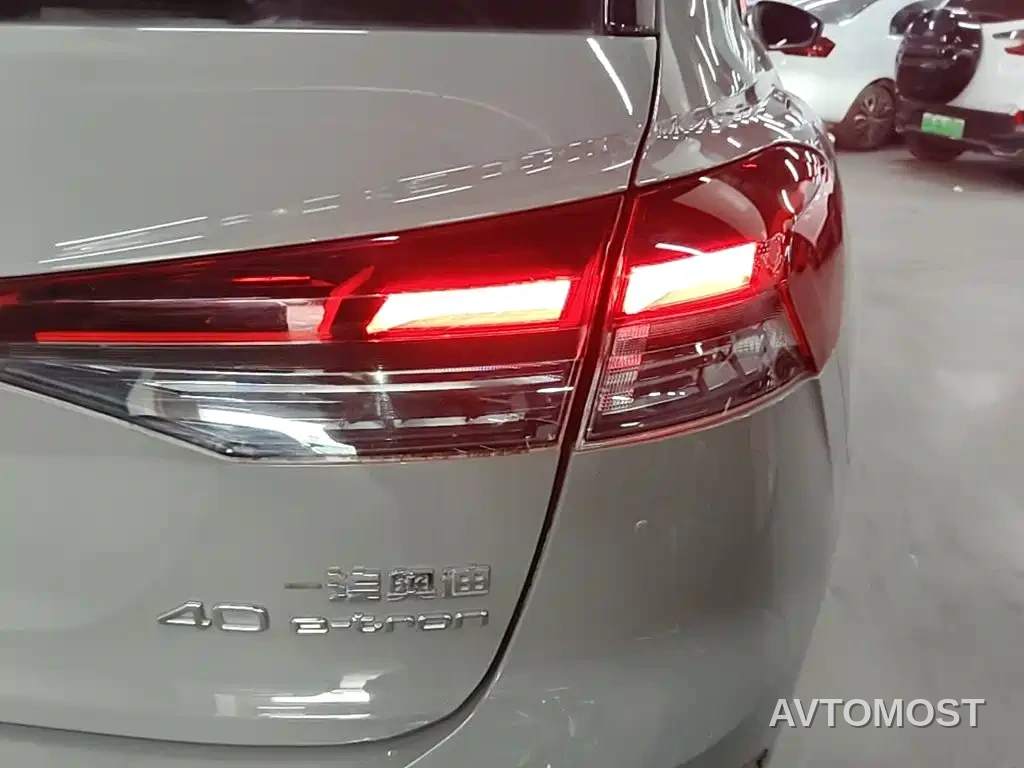 Audi Q4 e-tron 2022 40 e-tron Pioneer Edition — фото 6