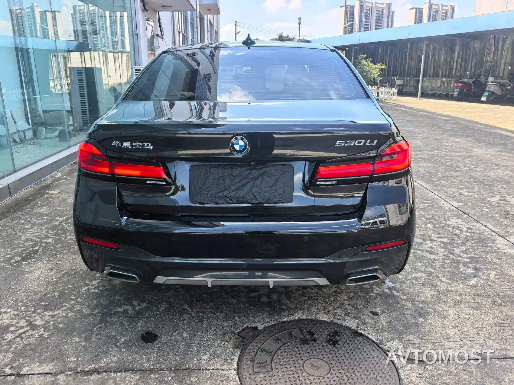 BMW 5 Series 2022 530Li Leading M Sport Package — фото 5