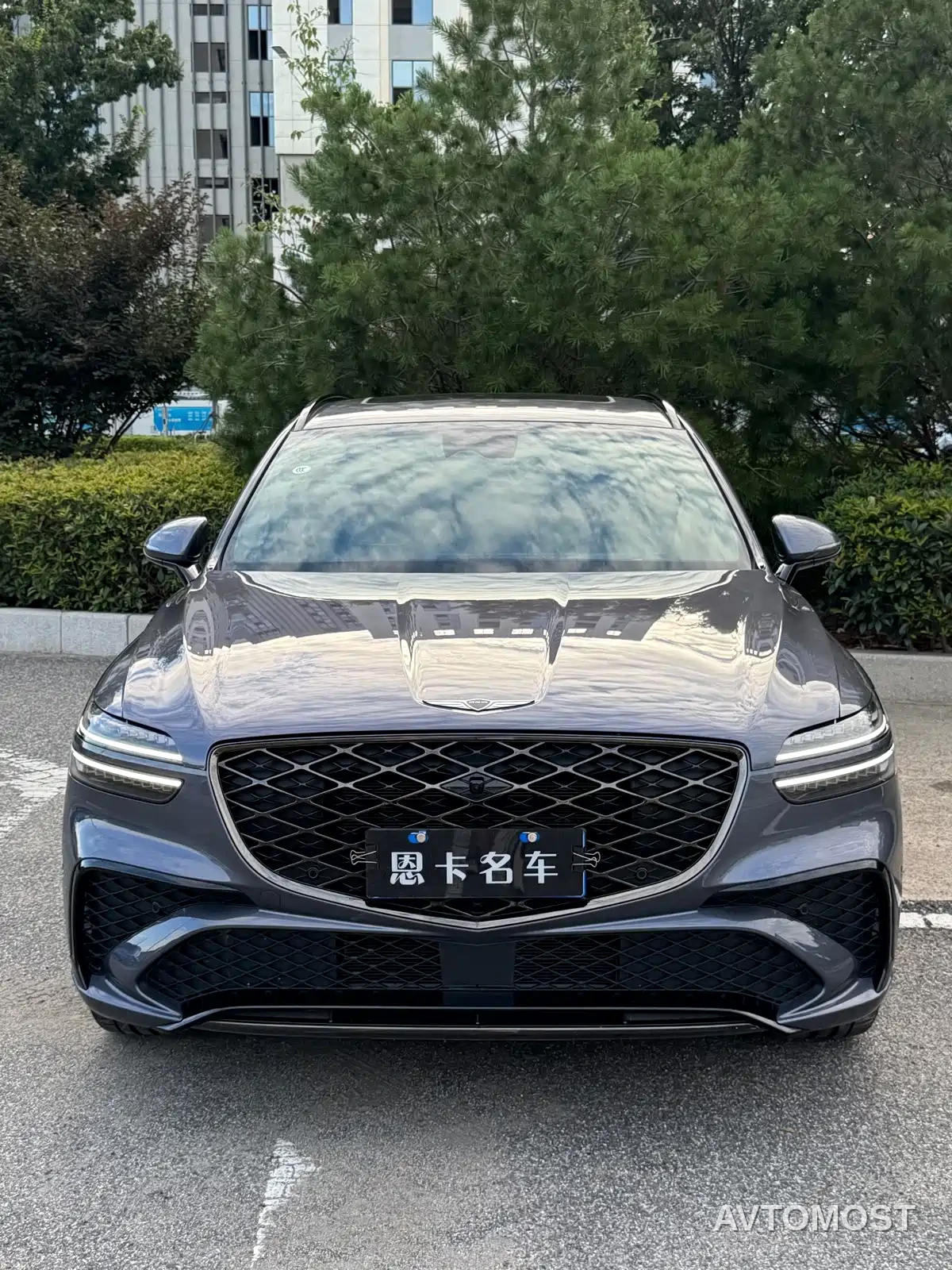 Genesis GV70 2025 2.5T AWD Flagship Sport Package — фото 2