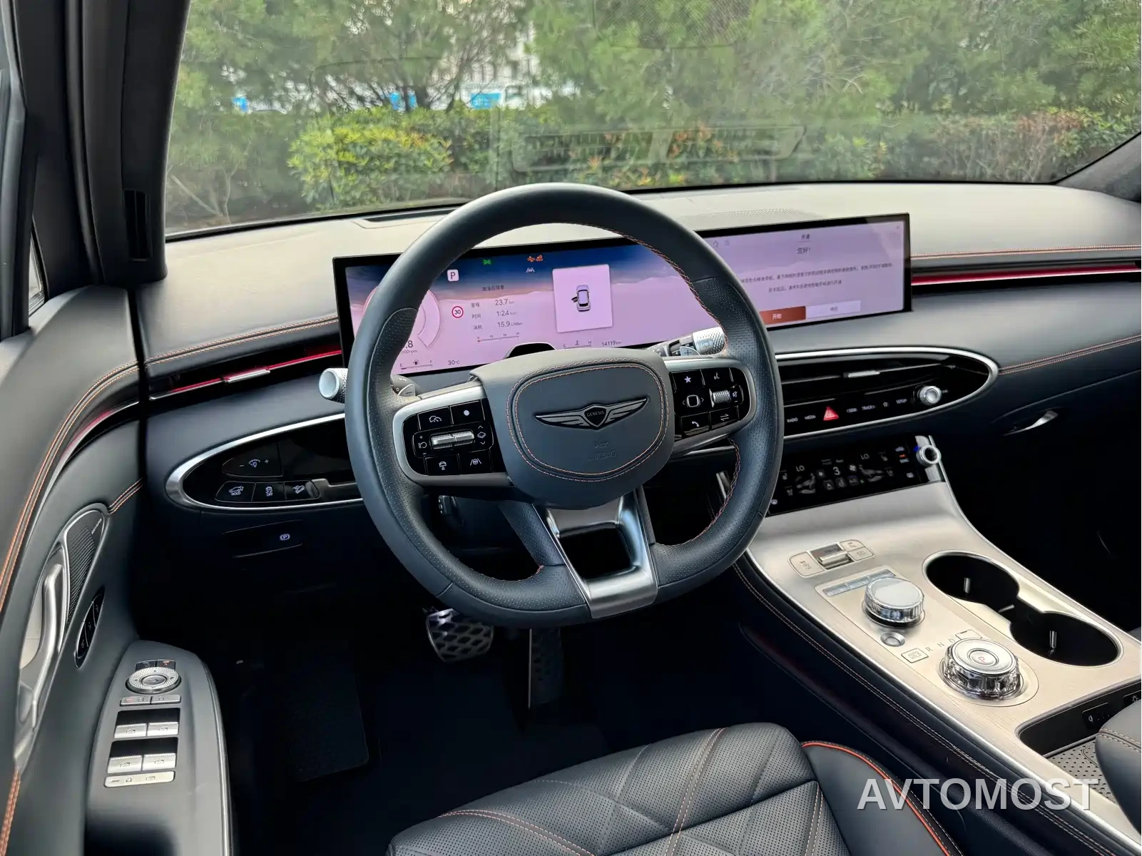 Genesis GV70 2025 2.5T AWD Flagship Sport Package — фото 11