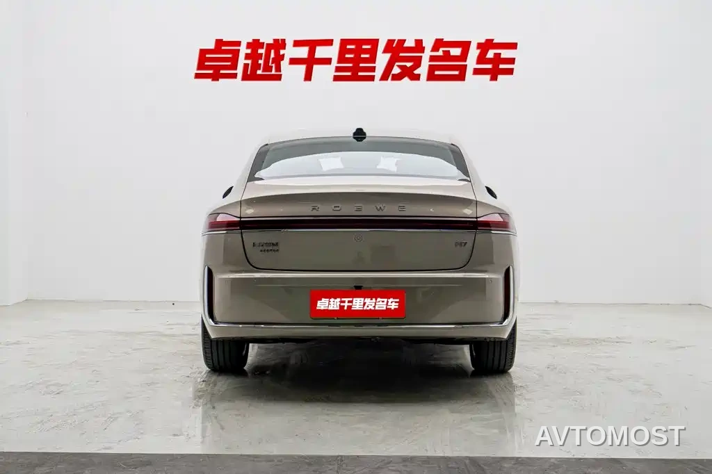 Roewe M7 DMH 2025 Base — фото 2