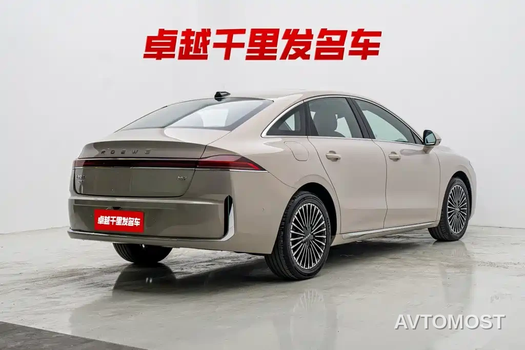Roewe M7 DMH 2025 Base — фото 3