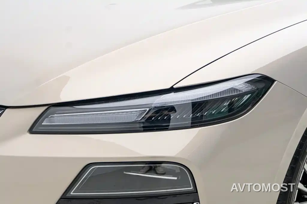 Roewe M7 DMH 2025 Base — фото 19