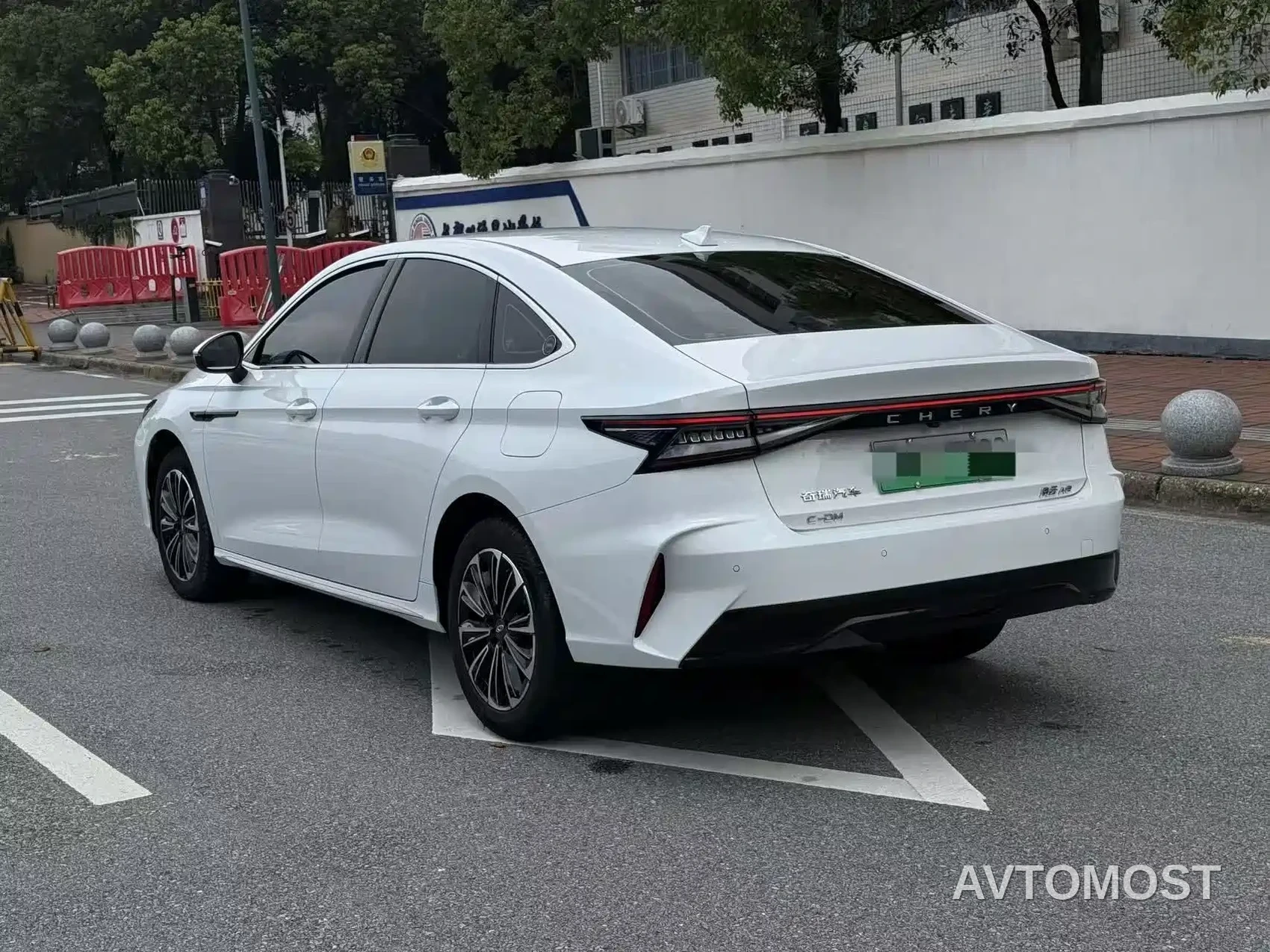 Chery Fengyun A8 2025 145km Standard — фото 8