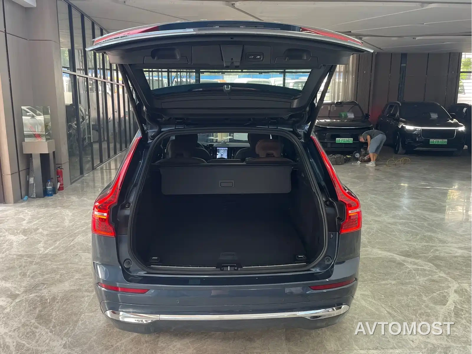 Volvo XC60 Plug-in Hybrid 2022 T8 Plug-in Hybrid Long Range AWD Momentum Luxury Edition — фото 7