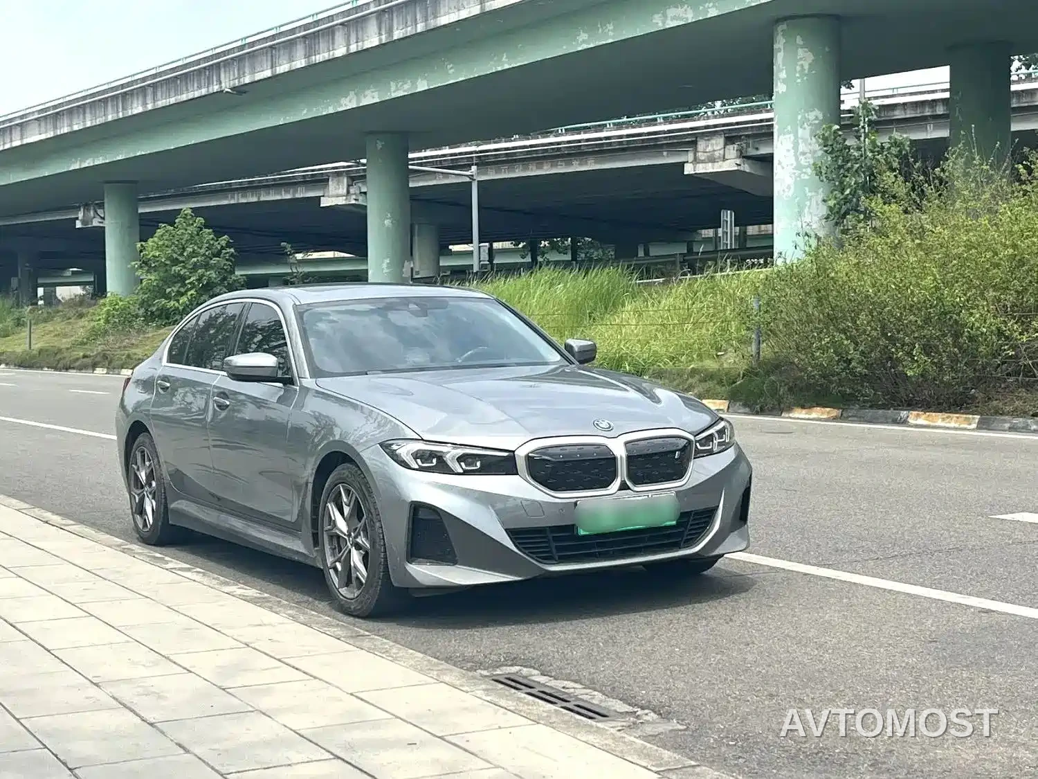 BMW i3 2022 eDrive 35 L — фото 3