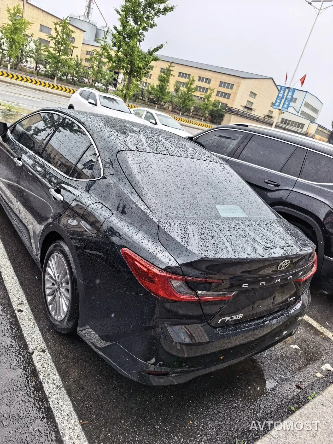 Toyota Camry 2024 Hybrid 2.0HGVP Luxury Edition — фото 5