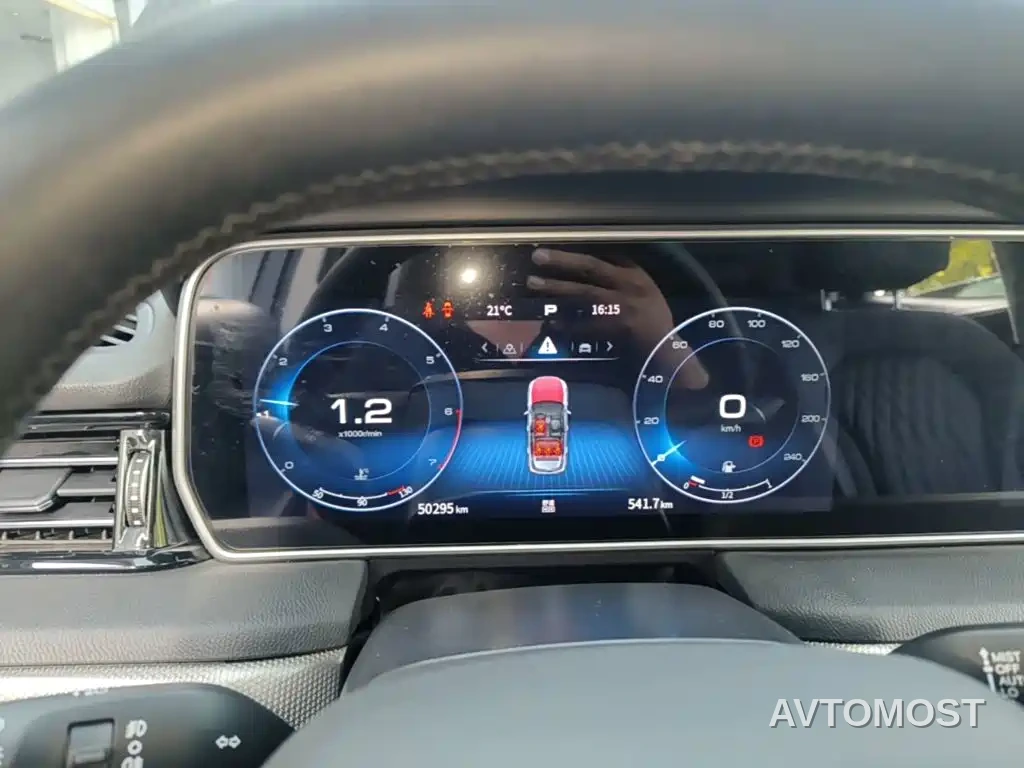 Hongqi HS5 2022 Facelift 2.0T Smart Flag Enjoyment Edition — фото 7