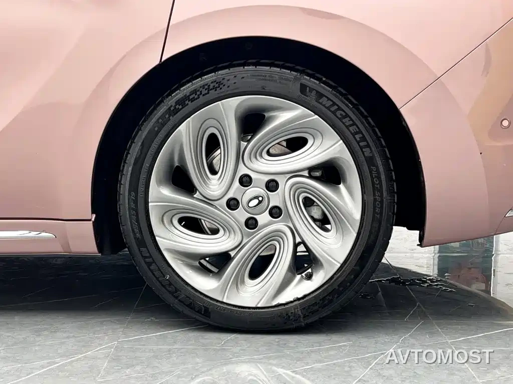 Ora Lightning Cat 2022 555km Premium Edition — фото 28