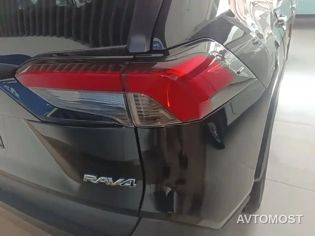 Toyota RAV4 Rongfang 2022 2.0L CVT 2WD Trend Edition — фото 8