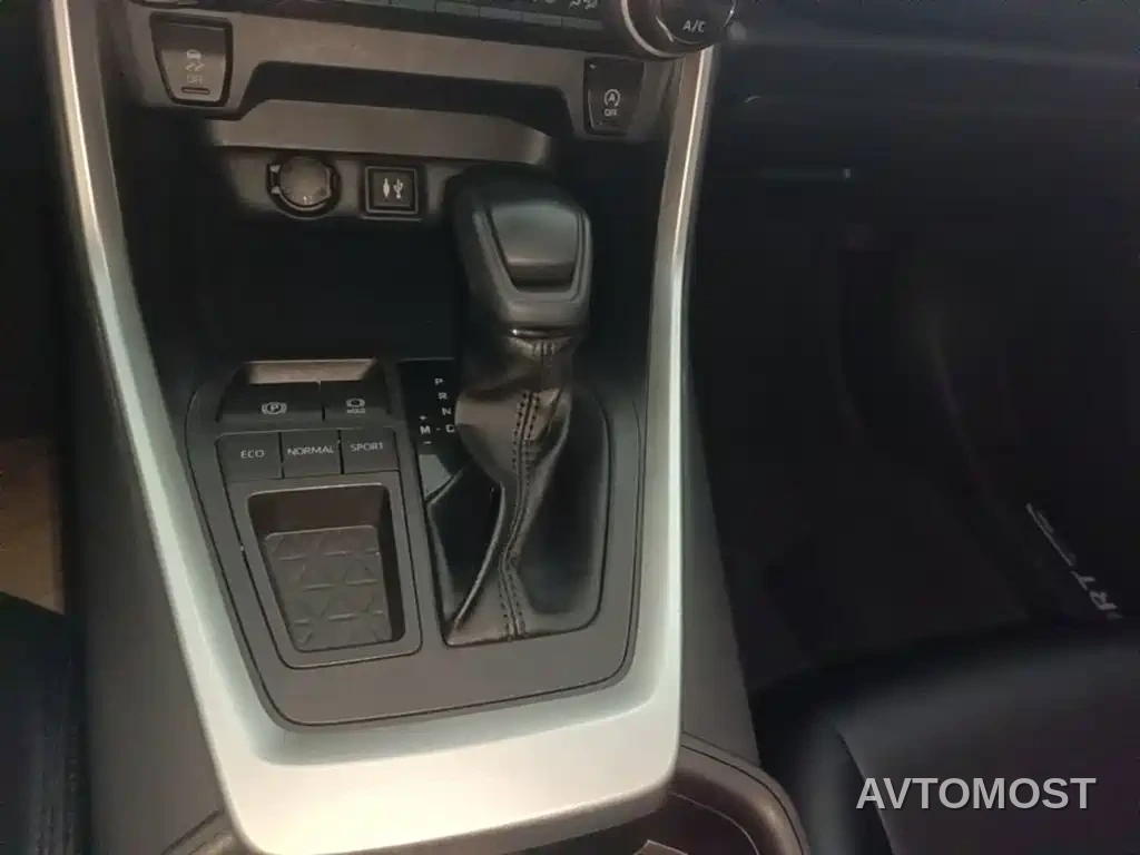 Toyota RAV4 Rongfang 2022 2.0L CVT 2WD Trend Edition — фото 13