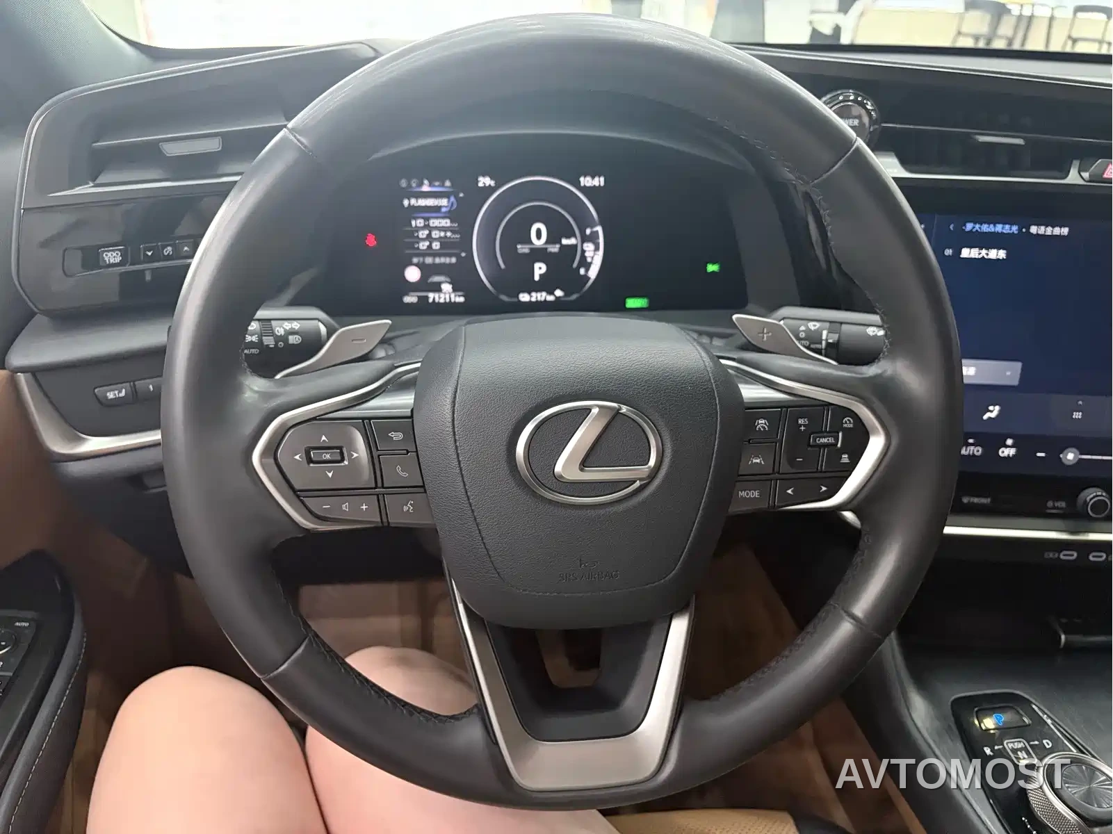 Lexus RZ 2023 300e Long Range Luxury Edition — фото 11