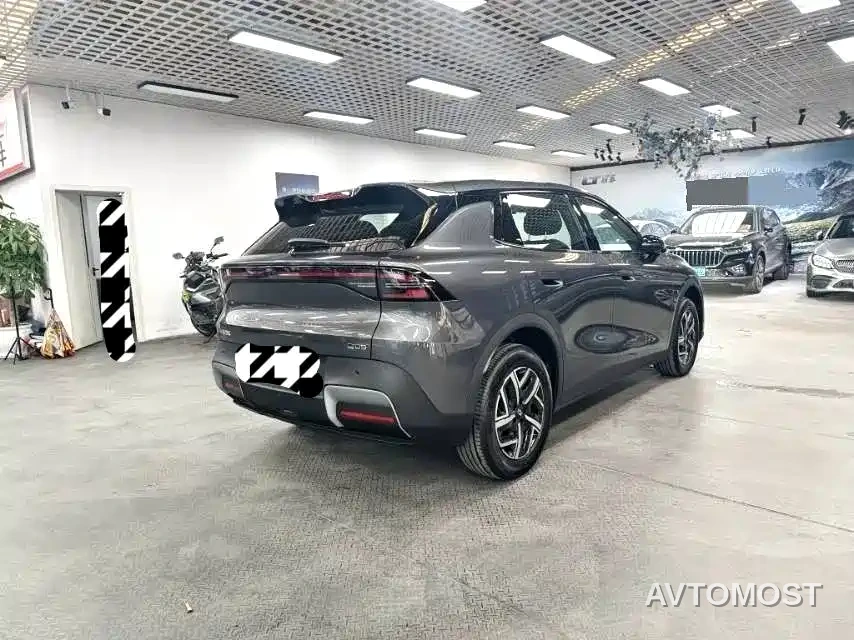 Changan Qiyuan Q05 2026 Model Base — фото 7