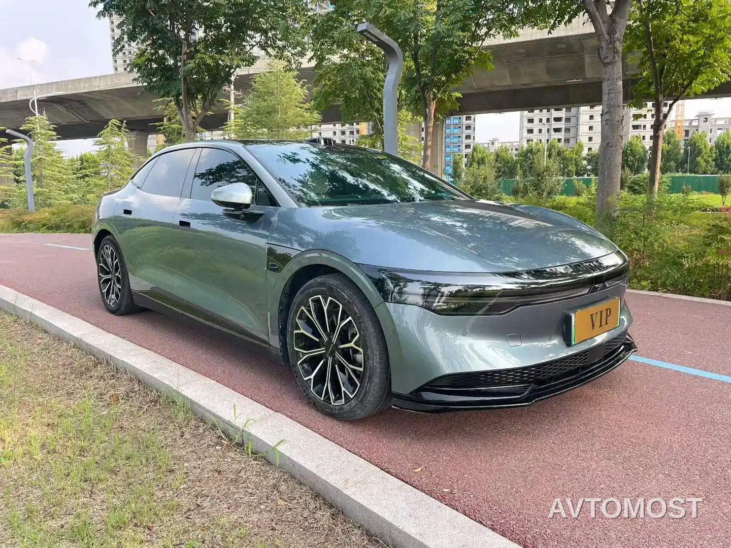 Zeekr 007 2024 RWD Intelligent Driving Edition 100kWh — фото 3