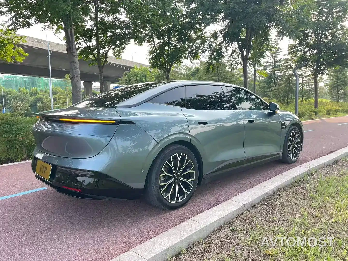 Zeekr 007 2024 RWD Intelligent Driving Edition 100kWh — фото 6