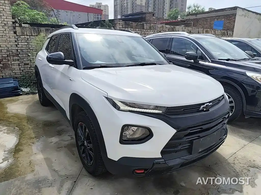 Chevrolet Trailblazer 2019 435T Redline CVT FWD Sport Edition (China VI) — фото 3