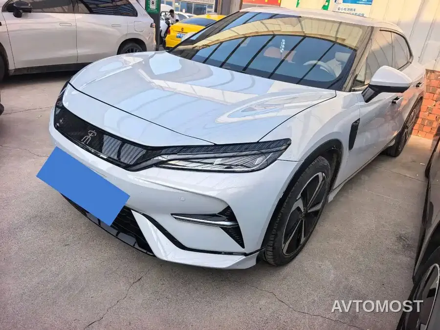 BYD Song L EV 2025 662km Excellence Smart Driving Model