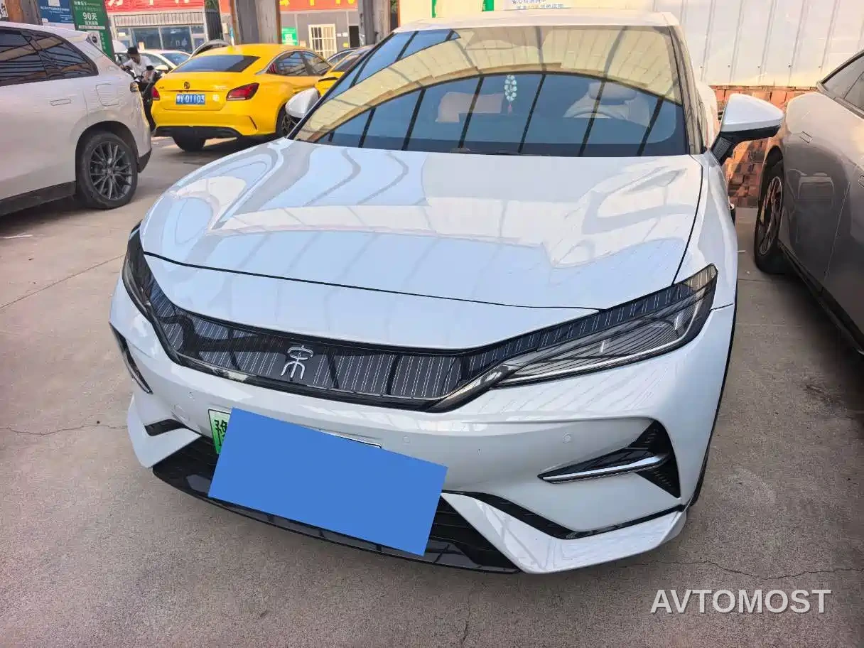 BYD Song L EV 2025 662km Excellence Smart Driving Model — фото 2