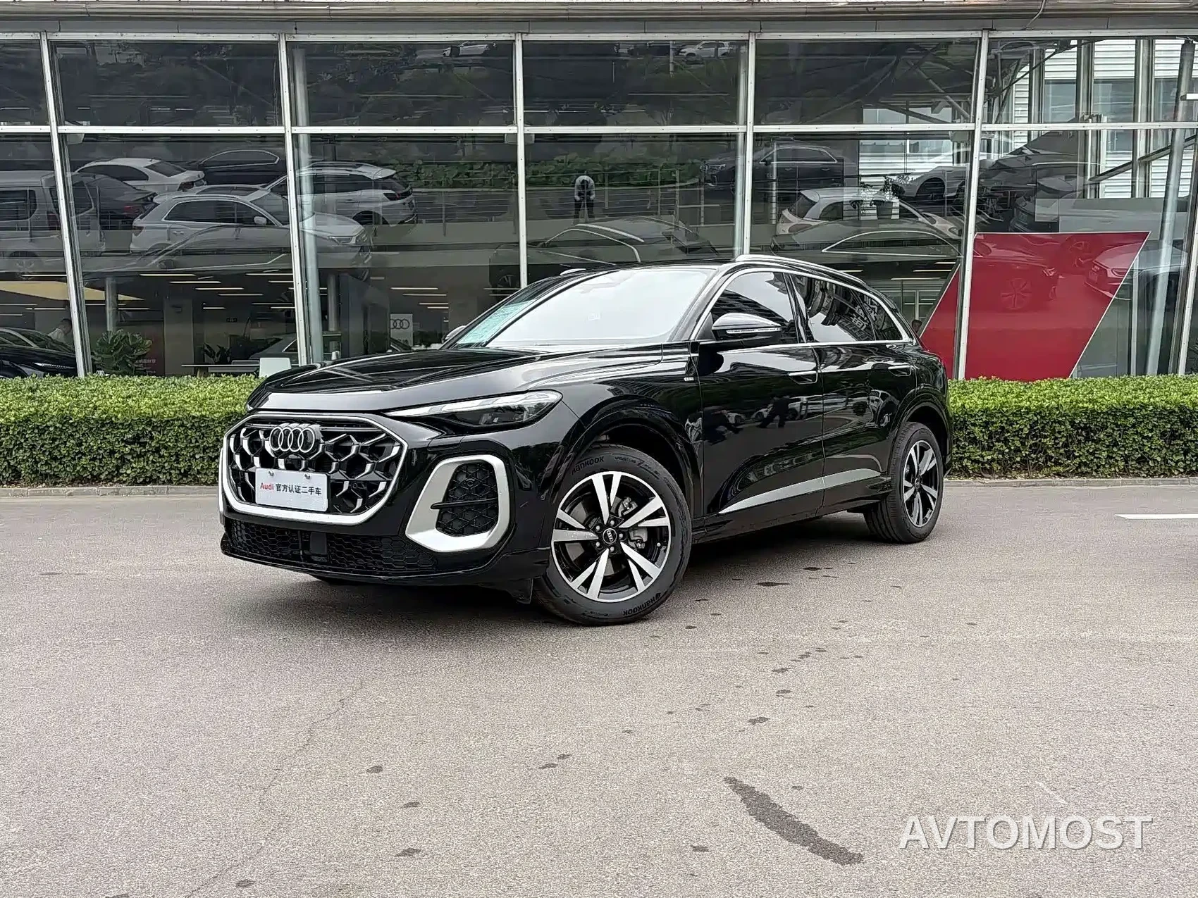 Audi Q5L 2026 Model Base Version — фото 1