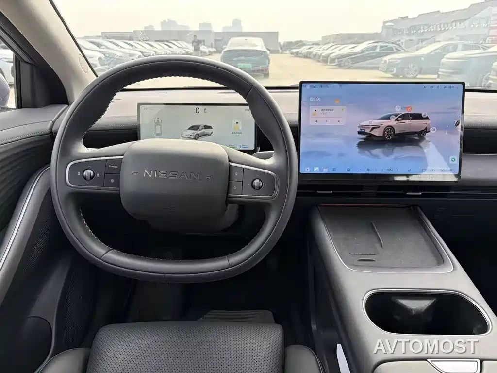 Nissan N6 2025 Mid Configuration — фото 9