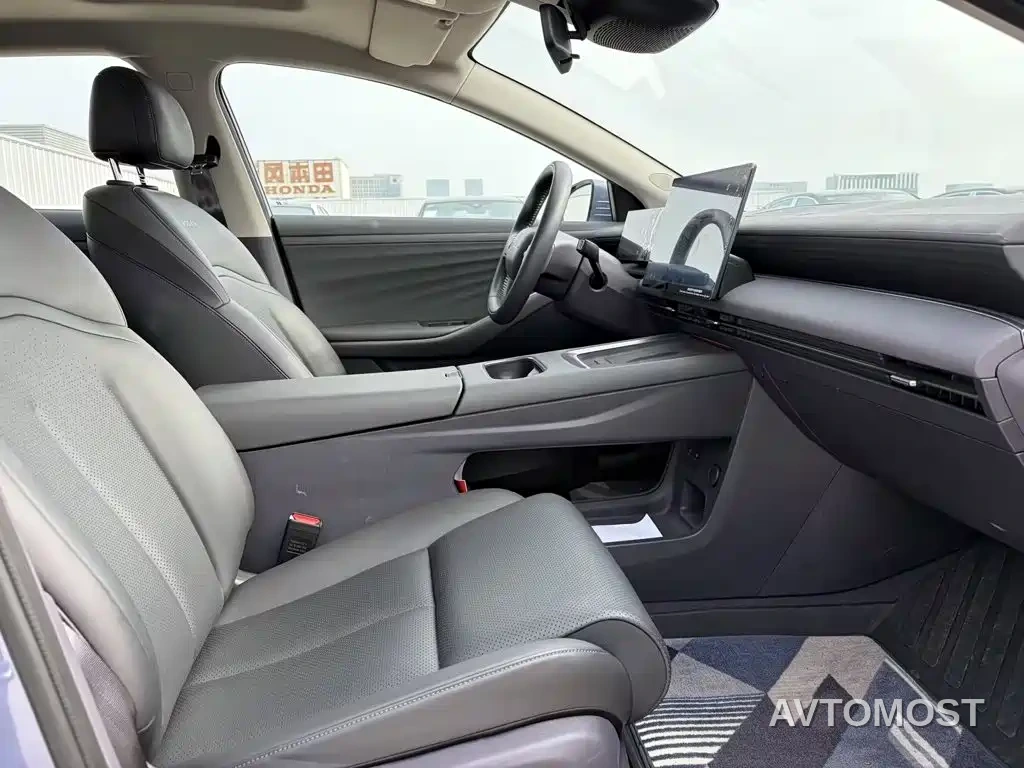 Nissan N6 2025 Mid Configuration — фото 14