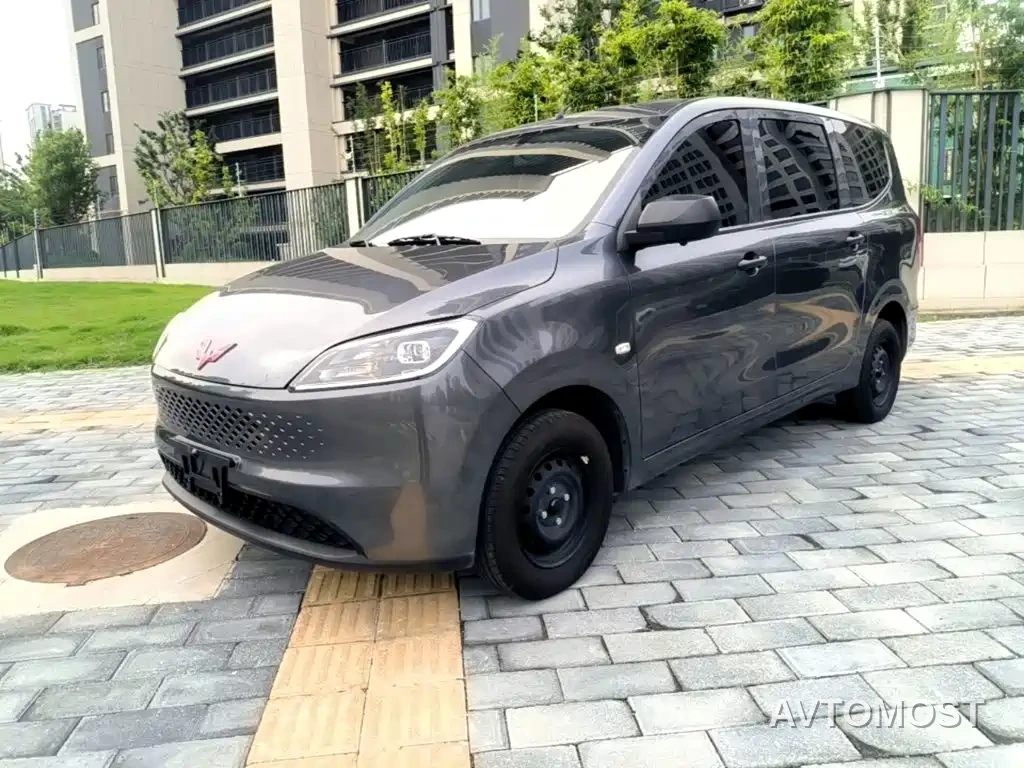Wuling Hongguang New Energy 2025 Model Range Extender Hybrid 50KM Standard — фото 1