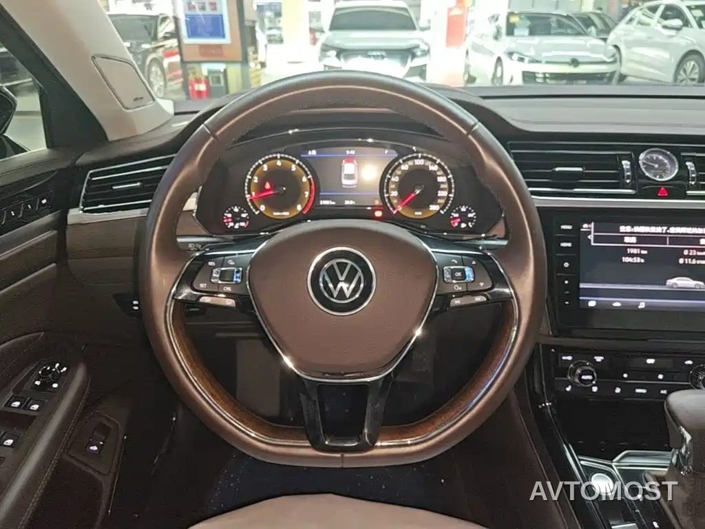 Volkswagen Phideon 2021 380TSI Premium Edition — фото 7