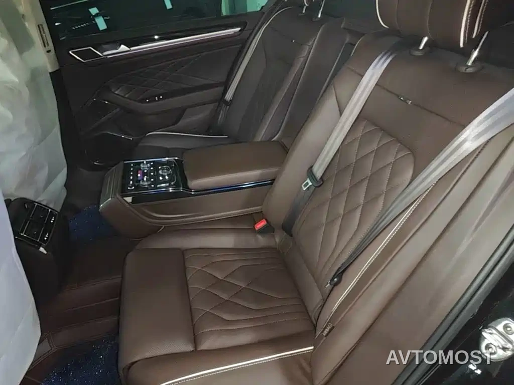 Volkswagen Phideon 2021 380TSI Premium Edition — фото 12