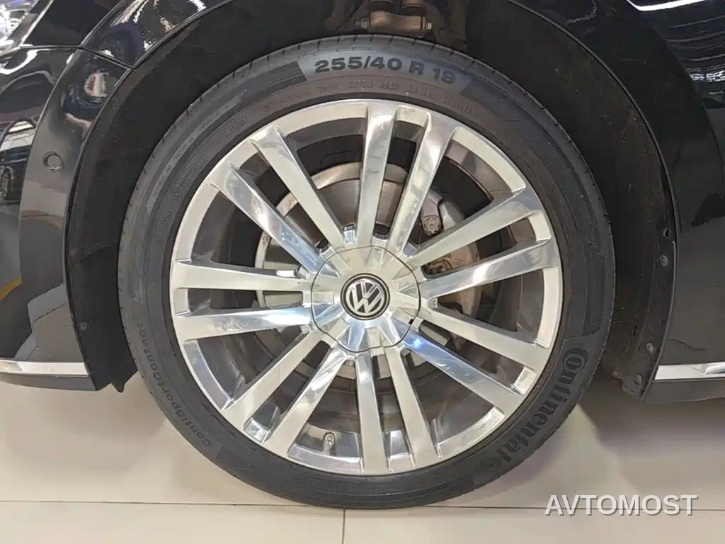 Volkswagen Phideon 2021 380TSI Premium Edition — фото 18