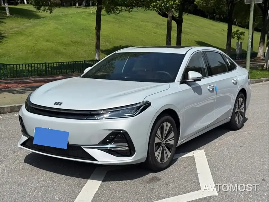 Geely Galaxy A7