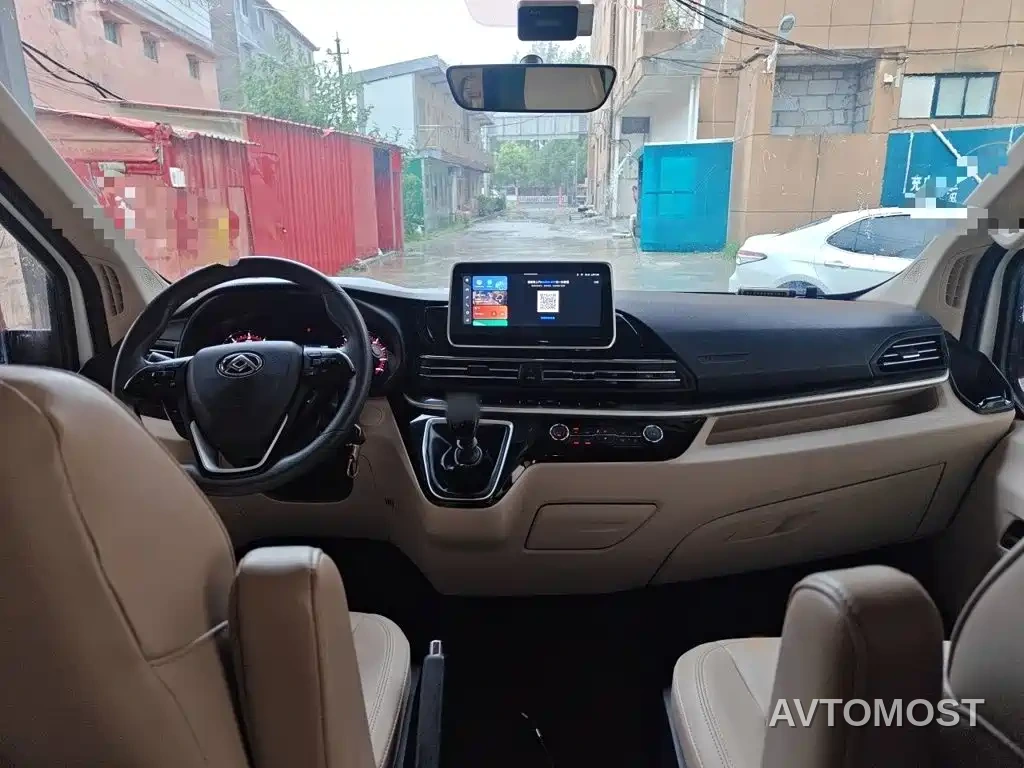 SAIC Maxus Xintu V90 2022 2.0T Manual Zhida RWD Long Wheelbase High Roof Single Rear Tire 9-Seater — фото 12