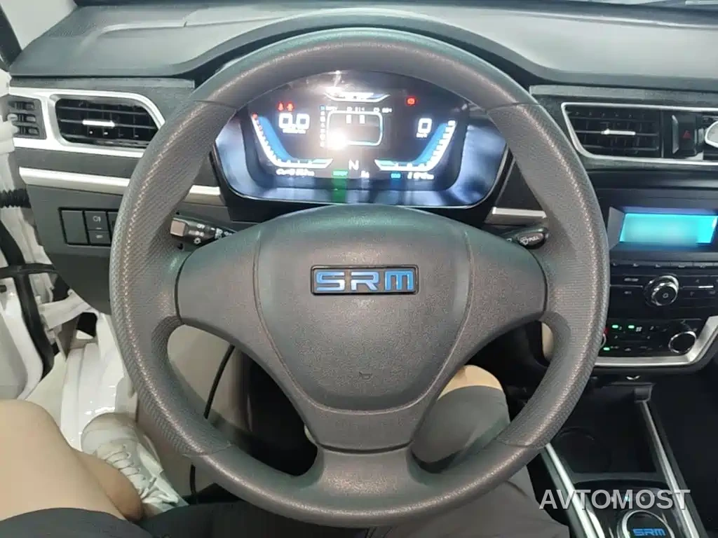 SRM Xinyuan Good Luck 2025 Voyage Edition BYD 42.3kWh 305km 6-seater — фото 8