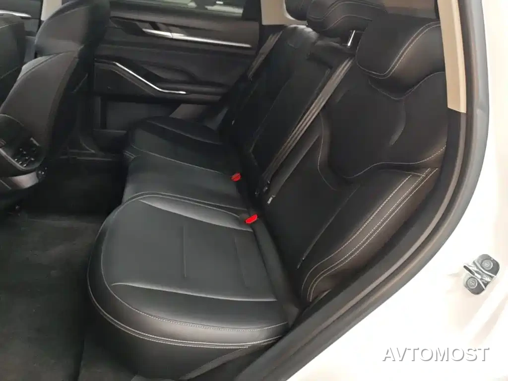 Haval H6 New Energy 2023 DHT-PHEV 55KM Joy Ride Edition — фото 13