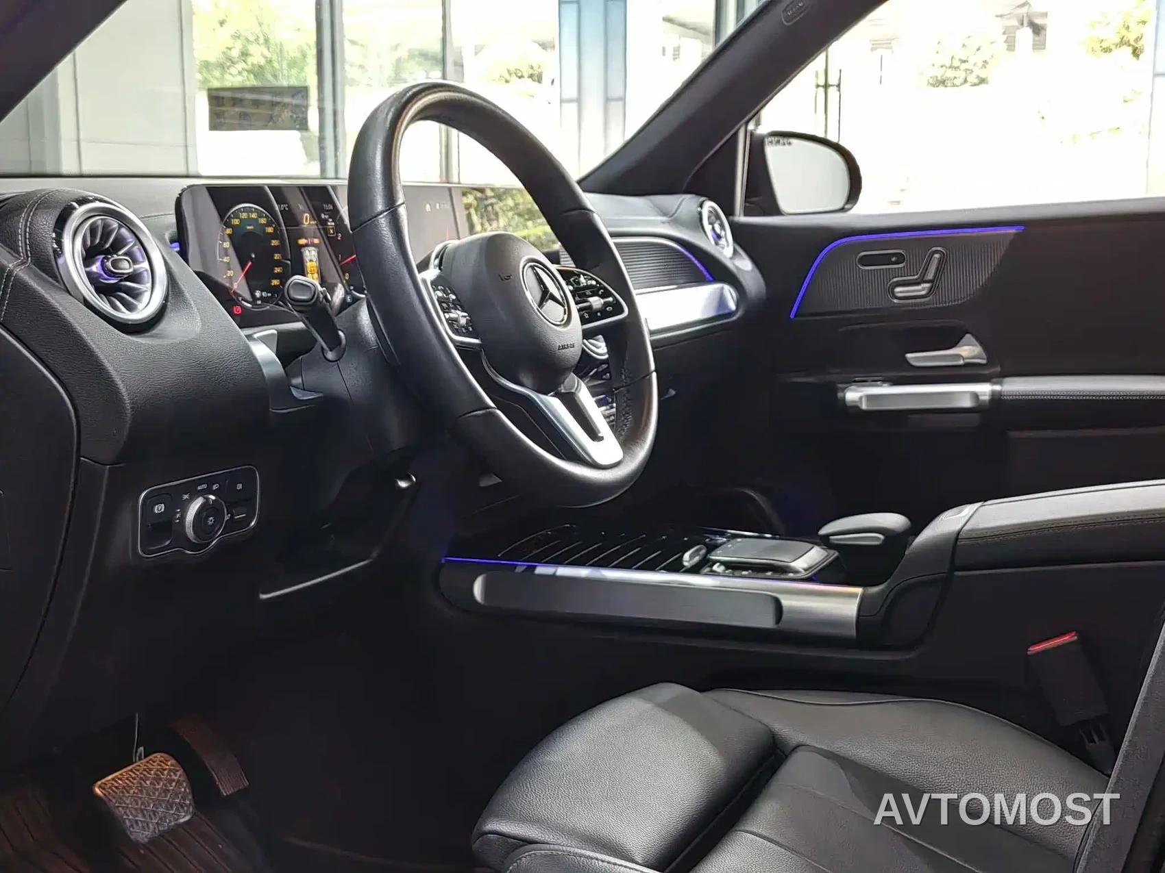 Mercedes-Benz GLB 2023 GLB 220 Style — фото 7
