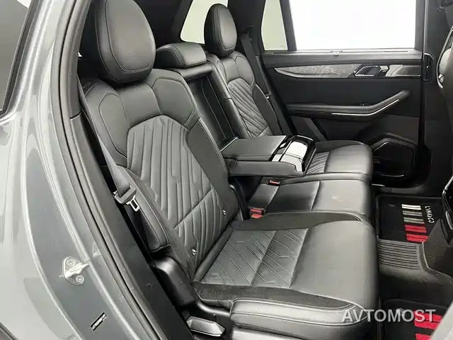 Lynk & Co 09 2021 2.0T Halo 7-seater — фото 13