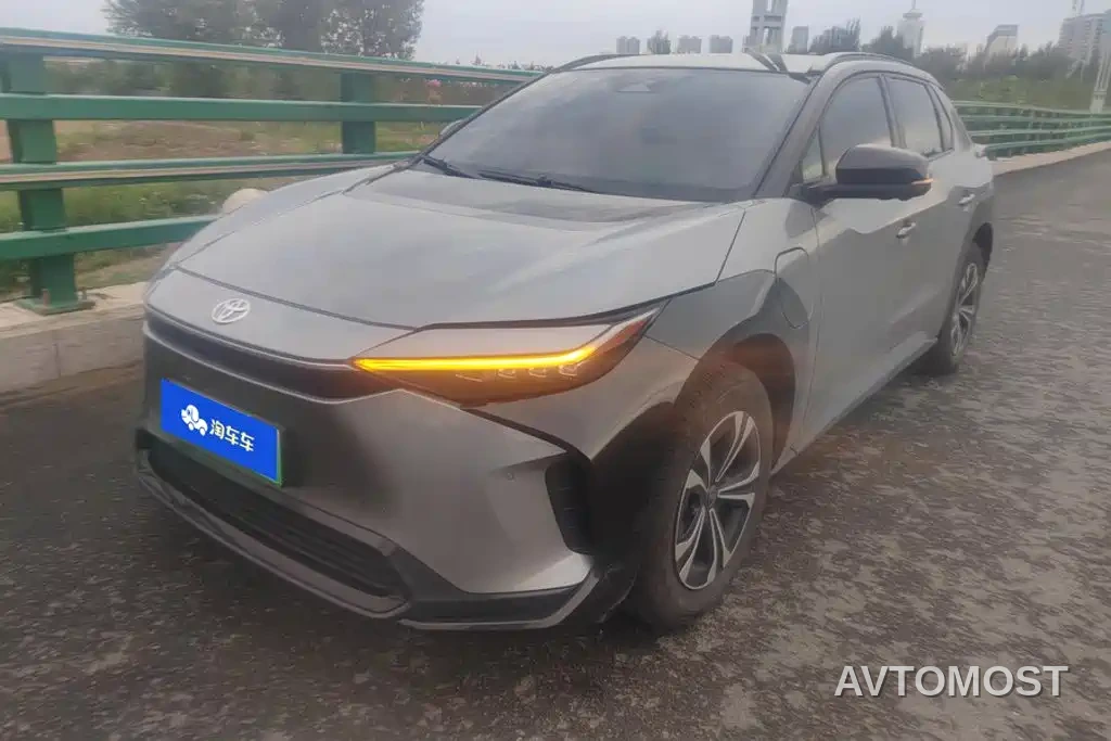 Toyota FAW Toyota bZ4X 2022 AWD High Performance Premium Edition — фото 1